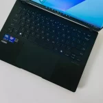 بررسی Asus Vivobook S14 (Q423): یک قهرمان غیرمنتظره با پاشنه آشیل!