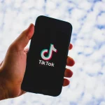 افزوده شدن YouTube Music به گزینه‌های «افزودن به اپلیکیشن موسیقی» در تیک تاک!