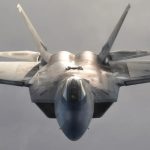 آیا جنگنده F-22 می‌تواند بمب هسته‌ای حمل کند؟