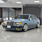 زیبایی ببینیم؛ مرسدس بنز ۳۰۰E اسپرت‌لاین AMG مدل ۱۹۹۱/ قیمت در اندونزی چند؟