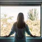 ۸ روش مؤثر برای بهبود کیفیت هوای خانه