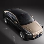 سدان برقی چینی وویا پشن L با برد ۱۴۰۰ کیلومتر و شارژ فوق‌سریع معرفی شد