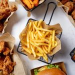 ۶ غذایی که متخصصان مغز برای سلامت ذهن مصرف نمی‌کنند